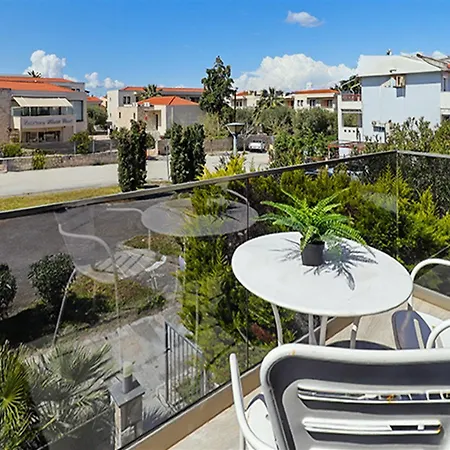 Twins House 2 Bedrooms 6 Guests Hanioti